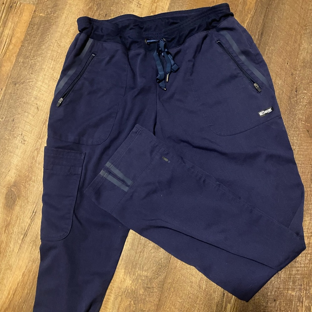 Grey’s Anatomy scrub pants